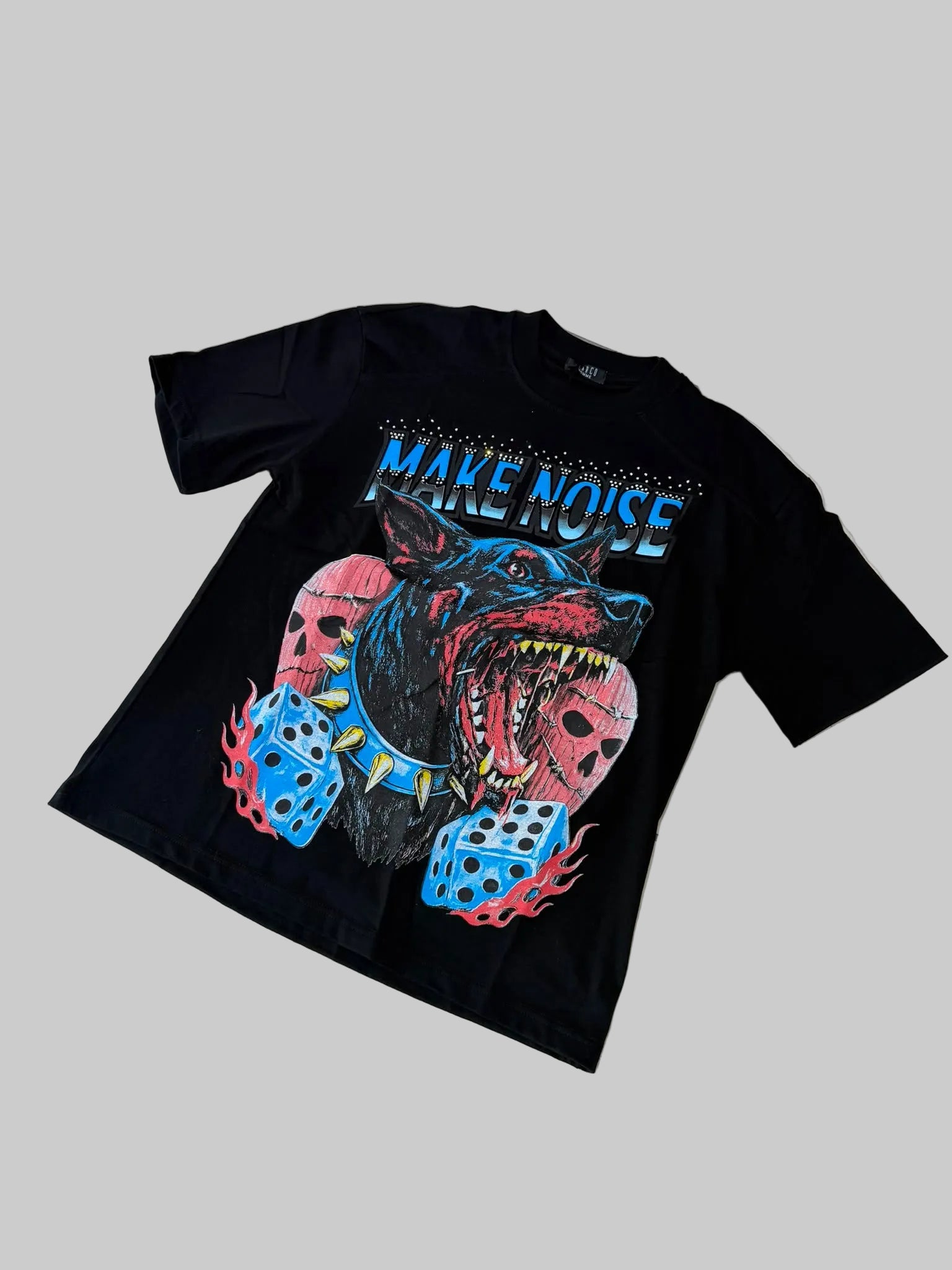 t-shirt make noise
